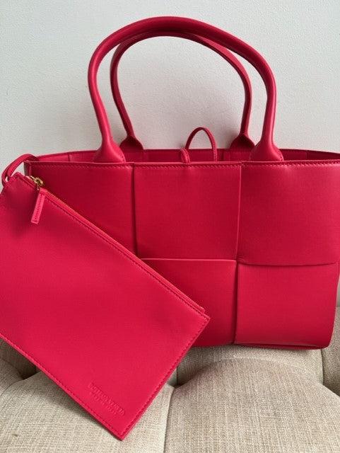 Bottega Veneta Nappa Maxi Intrecciato Small Arco Tote