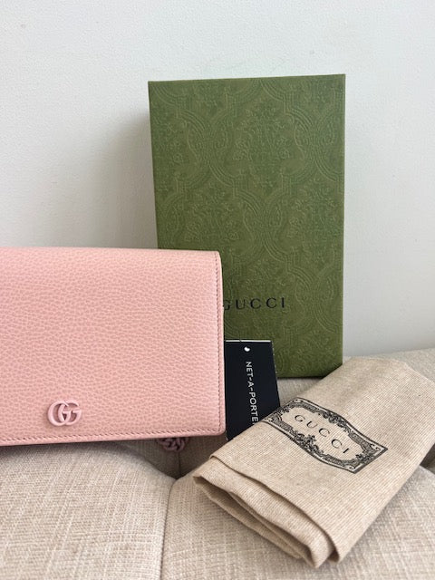 Gucci wallet on hot sale chain pink